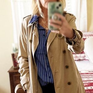 ICONIC JCREW TRENCH COAT SIZE 10 KHAKI COLOR.